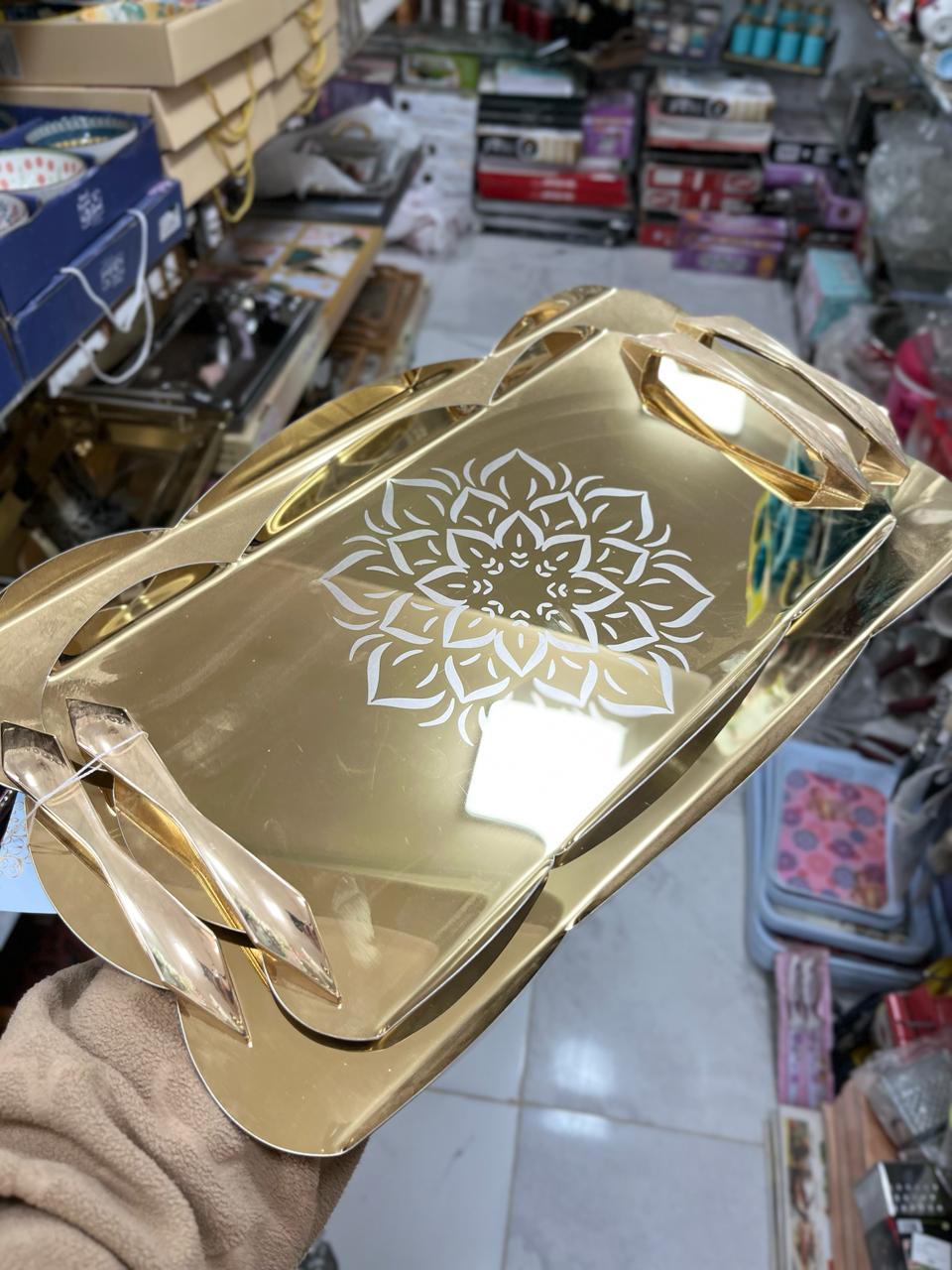 صوانى تقديم