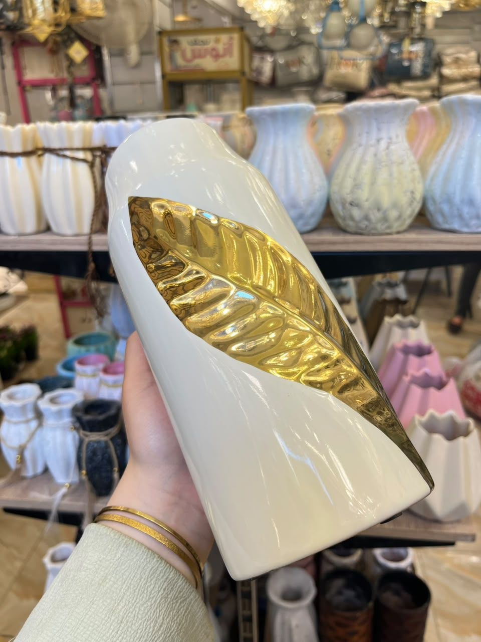 ڤازة بورسلين ♥️🫣