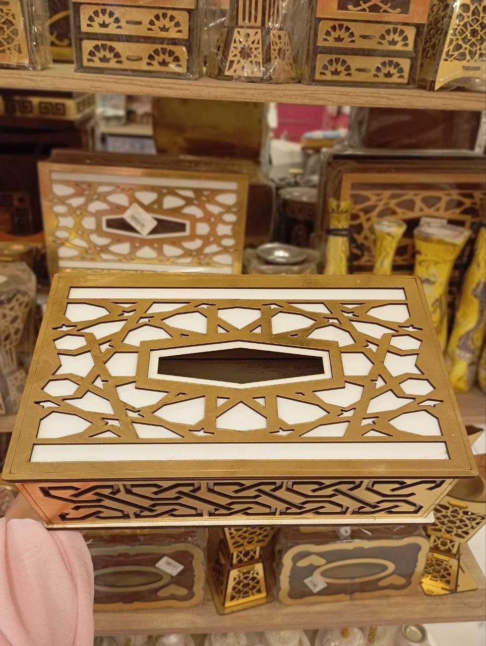 علبة مناديل ارابيكس